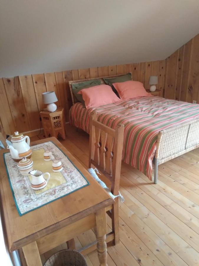 Les Dames De La Saugiat Bed and Breakfast Le Fied Buitenkant foto