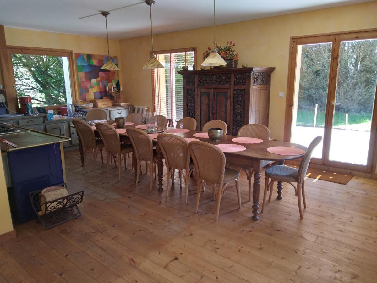 Les Dames De La Saugiat Bed and Breakfast Le Fied Buitenkant foto