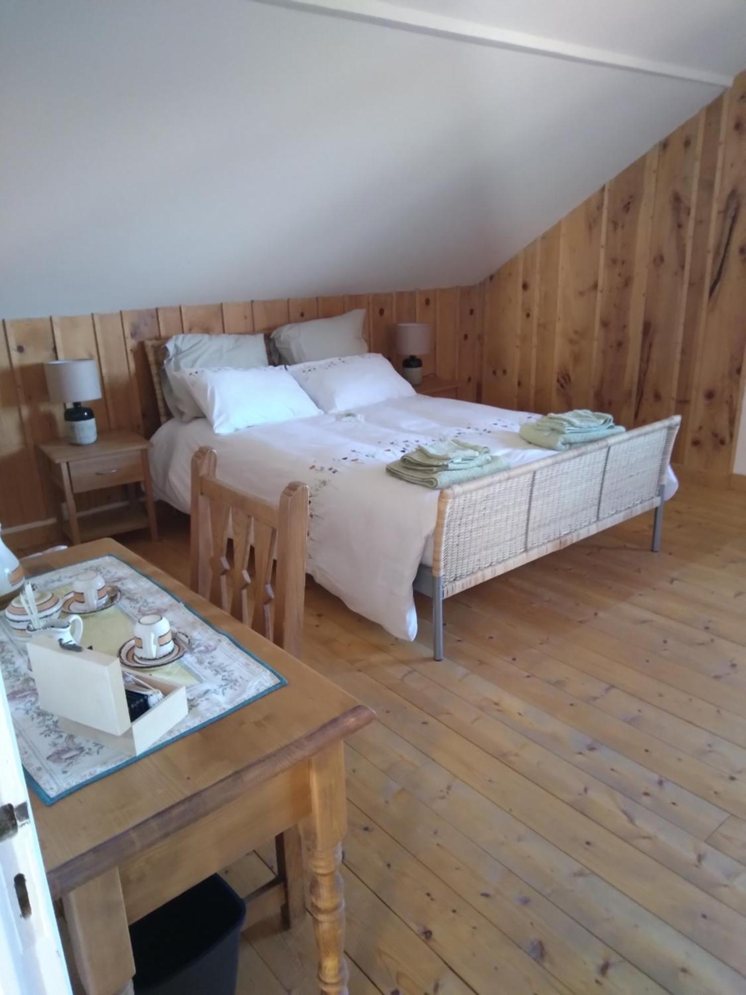 Les Dames De La Saugiat Bed and Breakfast Le Fied Buitenkant foto