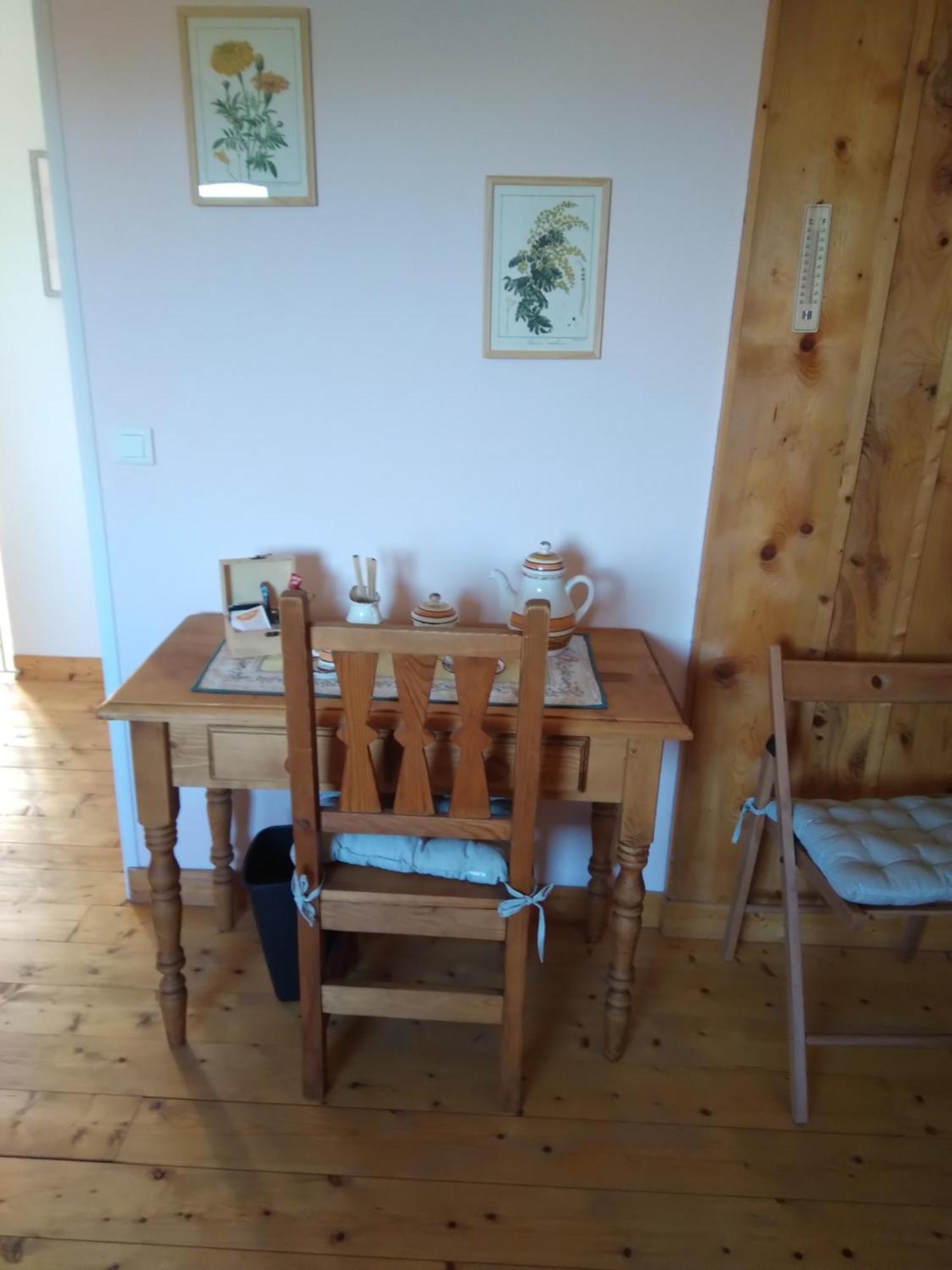 Les Dames De La Saugiat Bed and Breakfast Le Fied Buitenkant foto